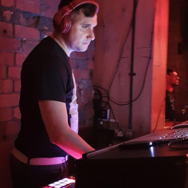 DJ Willinga Cuba